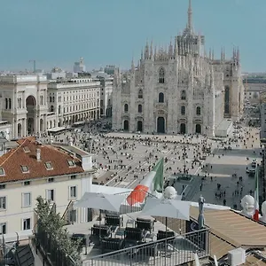 Prestige Boutique - Piazza Duomo View شقة ميلان