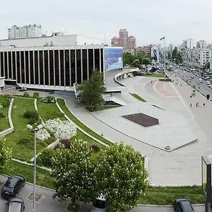 7 Sky On Yevhena Konovaltsia 3* Kiev
