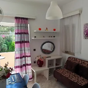 κάντε κράτηση εδώ