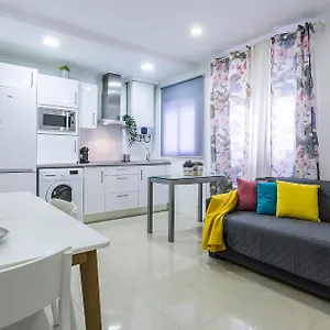 https://centrico-playa-caleta-3-dormitorios.es-andalucia.com