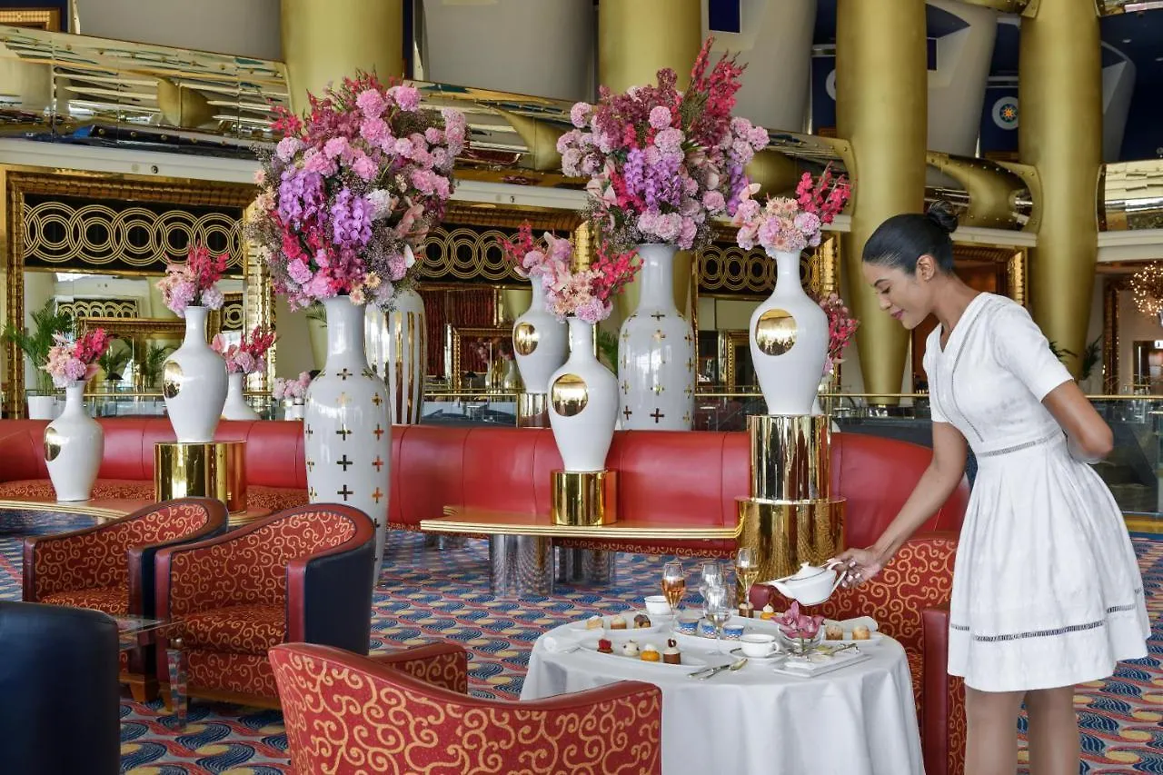 Jumeirah Burj Al Arab Dubai 5*,